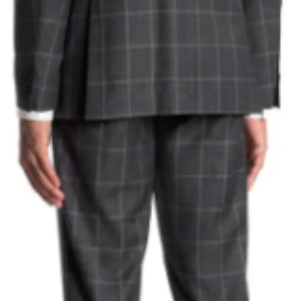 Hickey Freeman 42L, Charcoal Windowpane Regular Fit 2B Plaid 2-Piece Suit Set - Picture 6 of 9